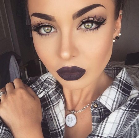 Makeupbyalinna Alina