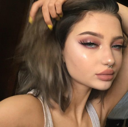 Е-гёрл макияж