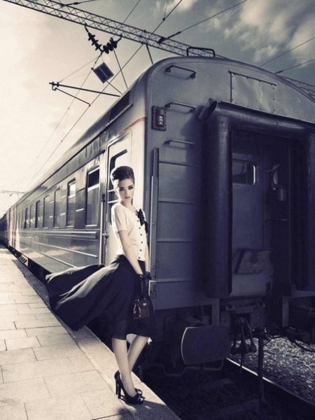 Девушка на вокзале