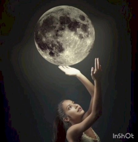 Лунная девушка