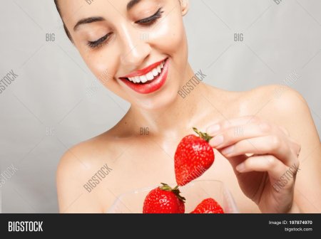 Сочная клубника