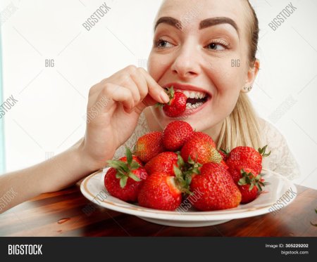 Клубника крупная