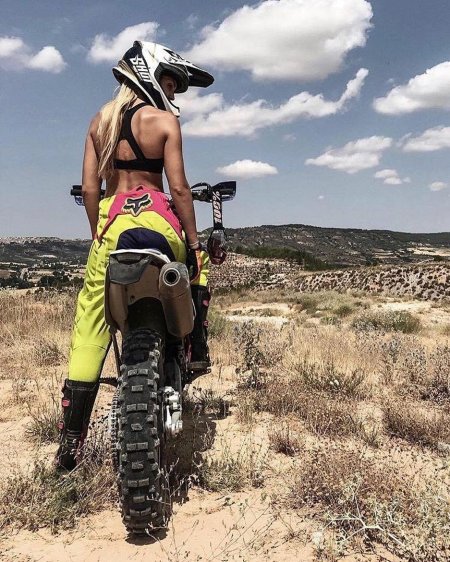 Марика мотоциклистка