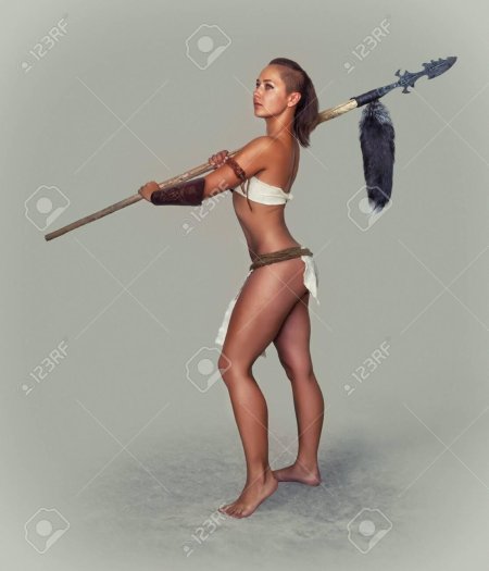 Женщина с копьем