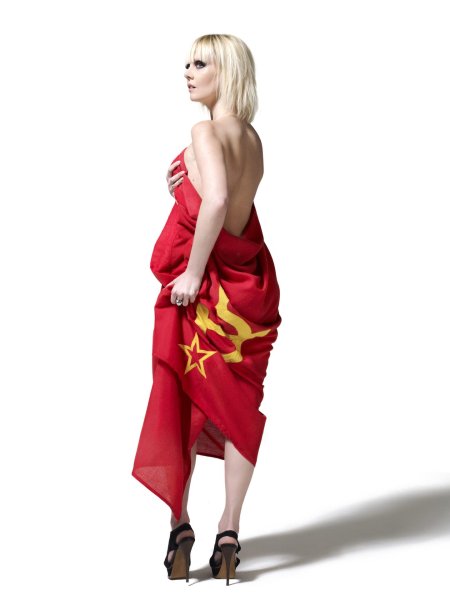 Валерия с флагом СССР фотосессия