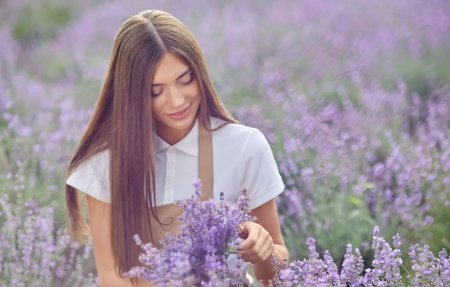 Девушка в цветах