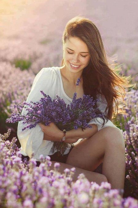 Фотосессия в фиолетовом поле