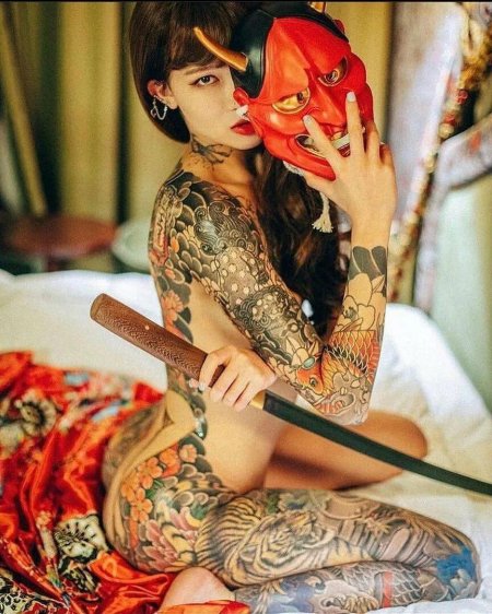 Yakuza girl