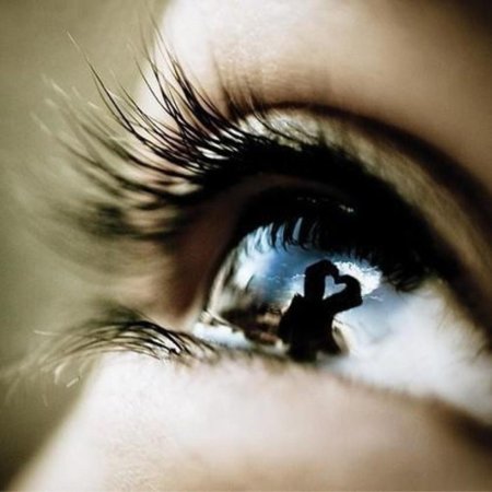 Глаза красивые