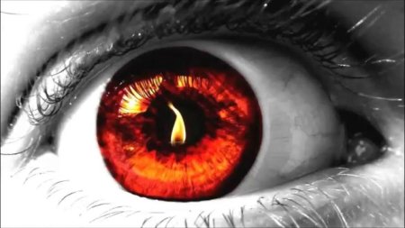 Красные глаз