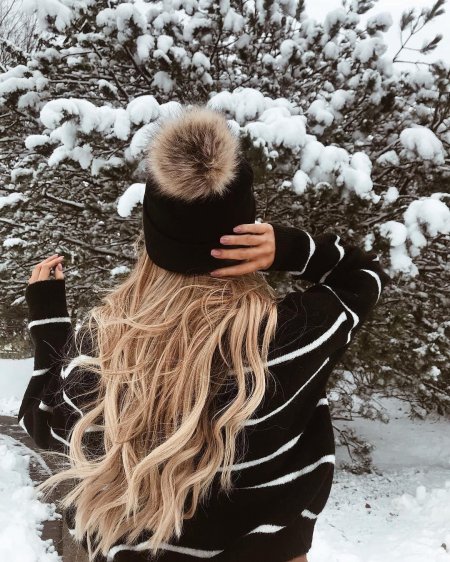 Фото блондинки со спины зимой