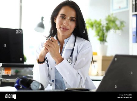 Женщина врач