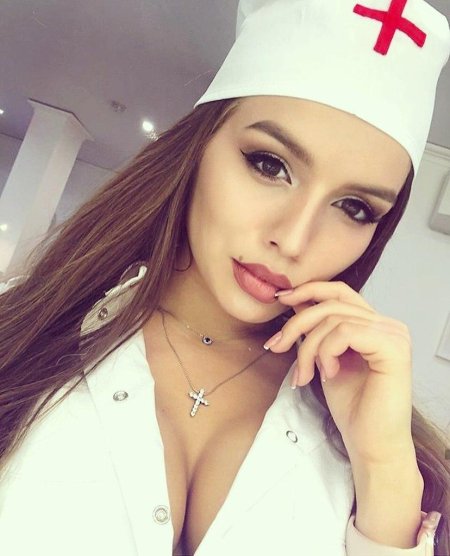 Люся Чеботина медсестра