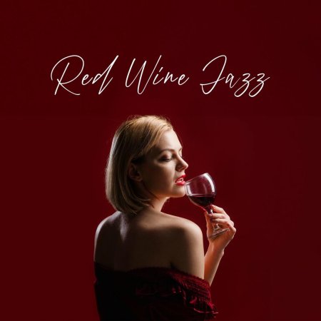 Девушка с бокалом