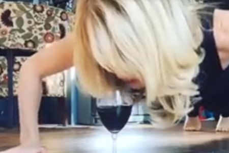 Пятничная йога с вином