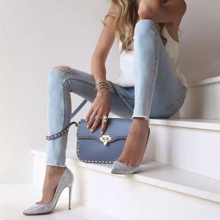 Джинсы и шпильки