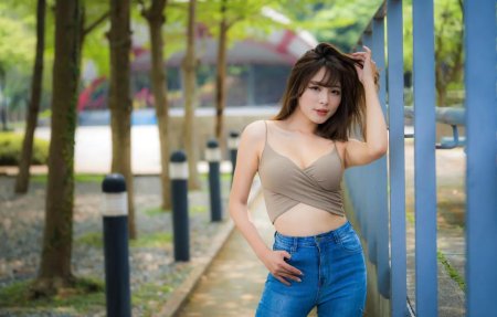 Азиатские девушки