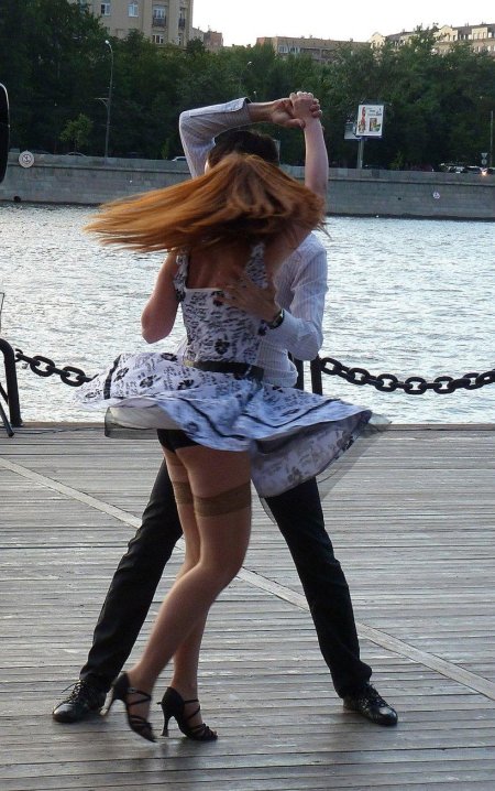 Девушки в юбках