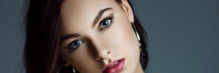 Лицо девушки