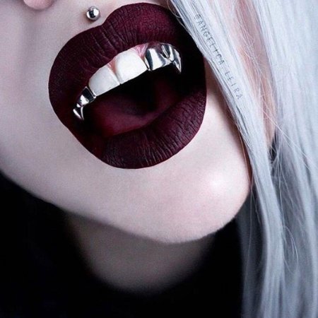 Вампирские клыки гриллзы