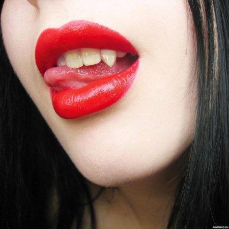 Красивые губы