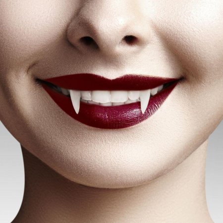 Улыбка вампира