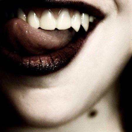 Клык вампира