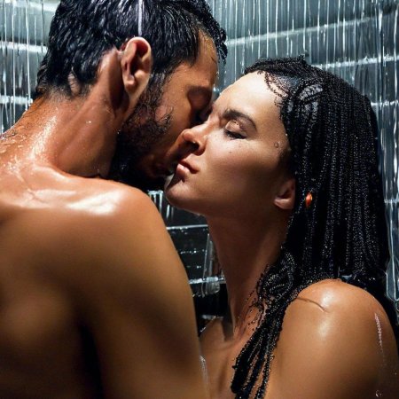 В душе вдвоем