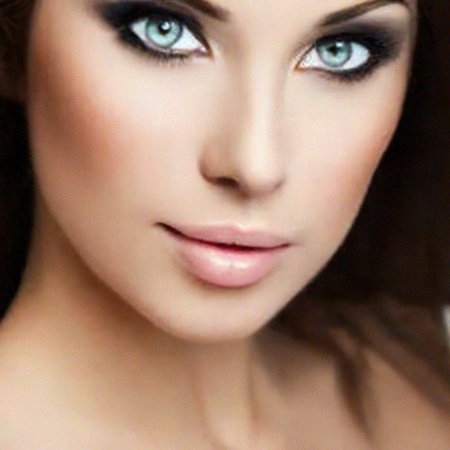 Очень красивая девушка