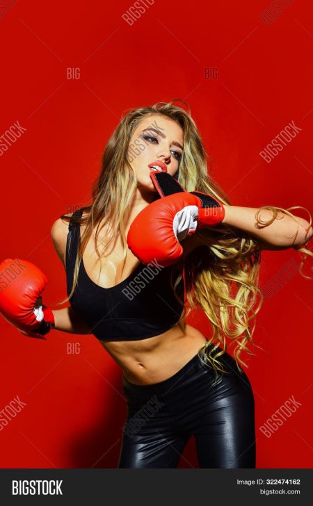Beautiful Boxing woman
