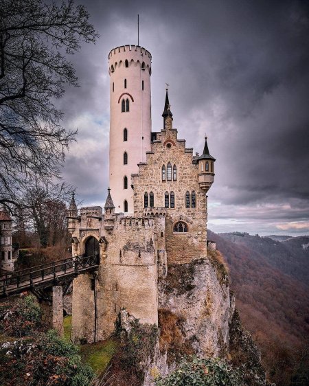 Неоготический замок Лихтенштейн