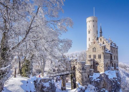 Замок Лихтенштейн Германия