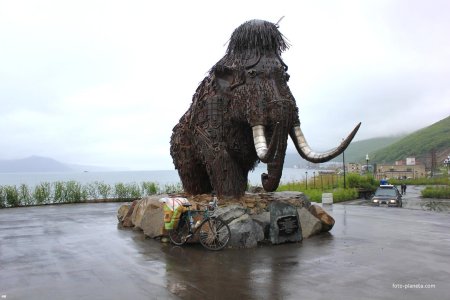 Магадан мамонт памятник