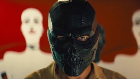 Черная маска Роман Сайонис