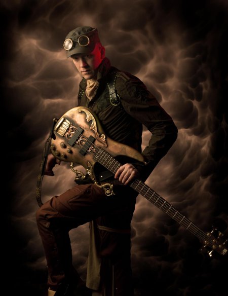 Стимпанк гитарист