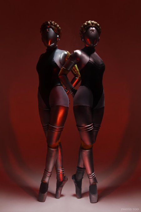 Atomic heart близняшки косплей