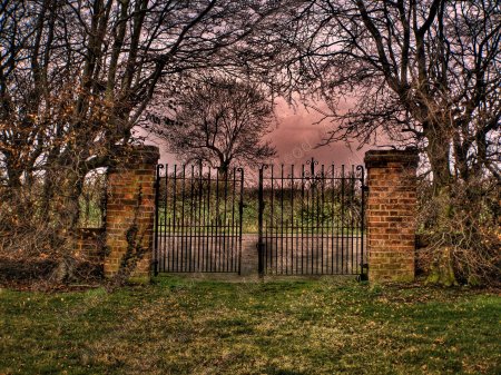 Ворота Занарского кладбища