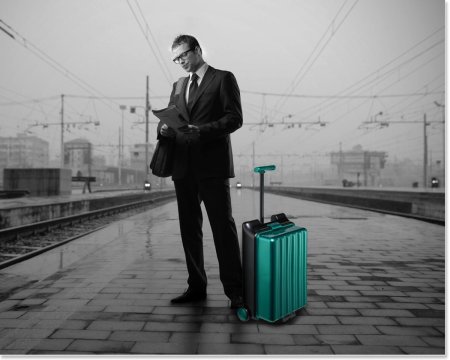 Мужчина на вокзале