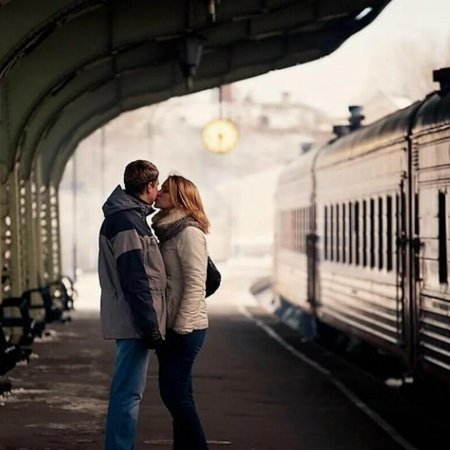 От станции любовь до разлука