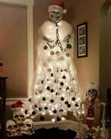 Страшная елка