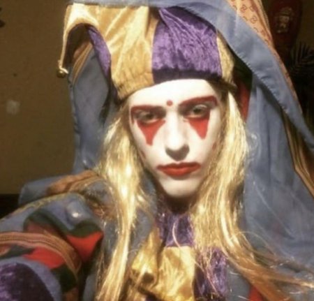 The Garden клоуны