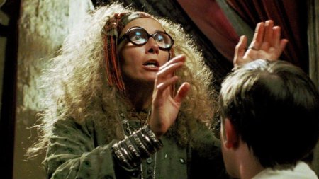 Гарри Поттер и узник Азкабана профессор Трелони