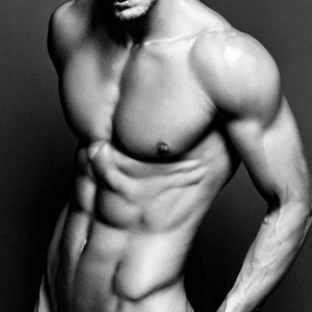 Мужское красивое тело