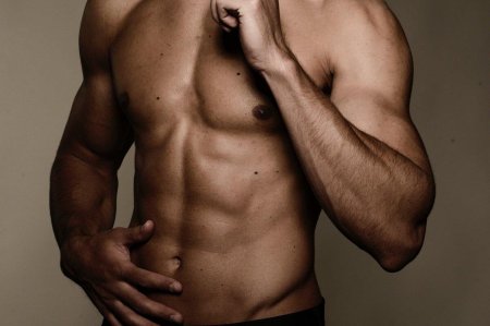 Мужская фигура