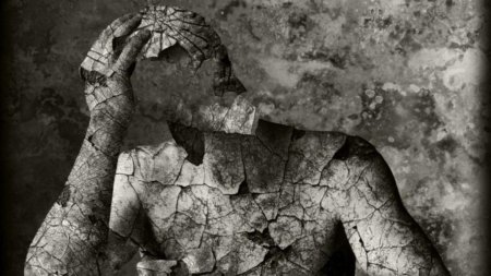 Разрушение человека