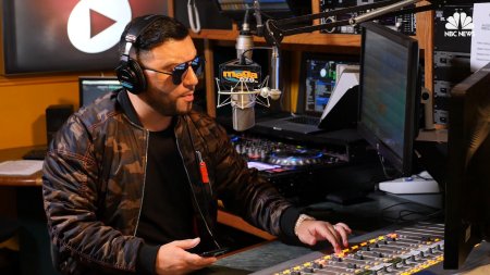 Буркалов диджей