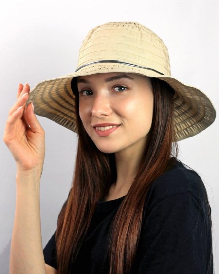 Шляпа летняя