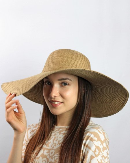 Летняя шляпа женская