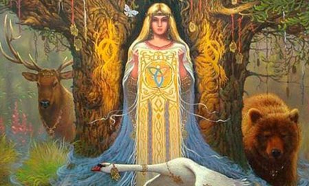 Славянская богиня Ягиня