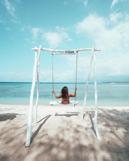 Пляжные качели